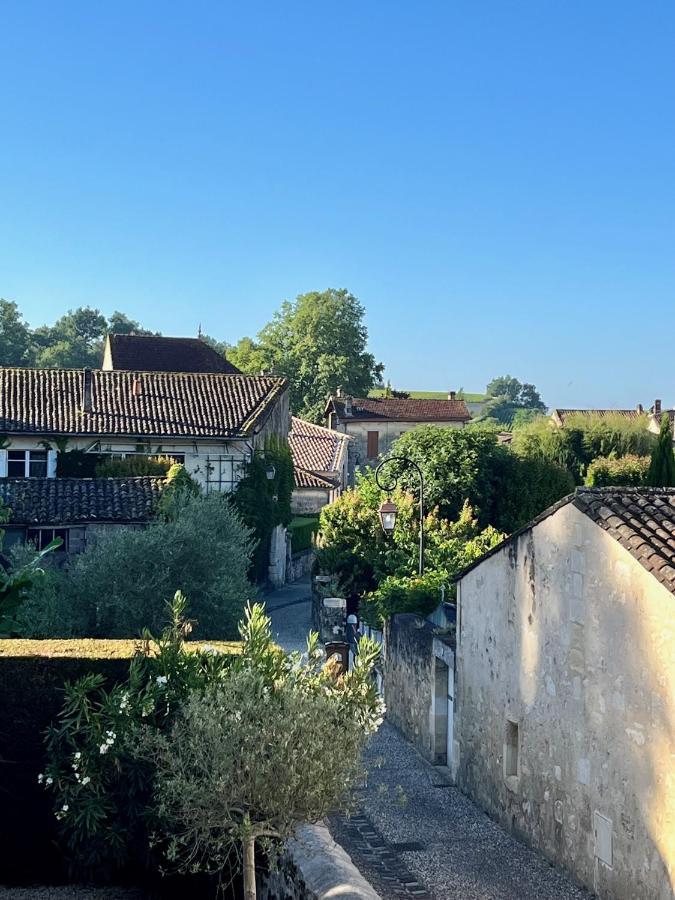 La Maison Du Clocher Hotel Saint-Emilion Exterior photo